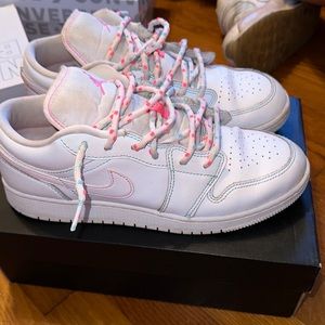 Jordan 1 Lows pink and blue Size 7 Youth
